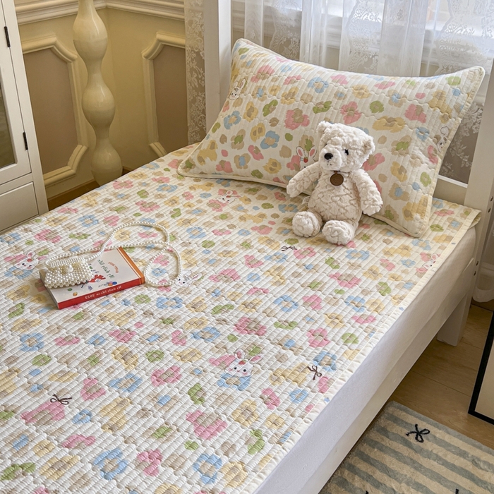 91家纺网 家纺一手货源 找家纺 舒居家纺 2025新款学生高温酵素砂洗双面全棉纯棉床盖 迷彩花兔