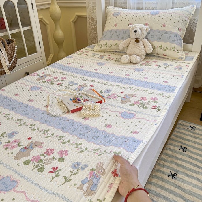 91家纺网 家纺一手货源 找家纺 舒居家纺 2025新款学生高温酵素砂洗双面全棉纯棉床盖 兔兔乐园