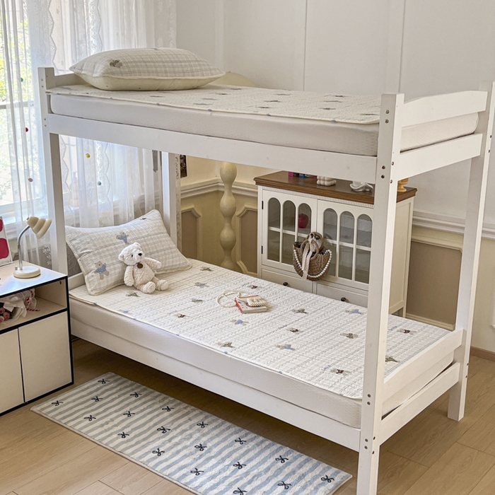 91家纺网 家纺一手货源 找家纺 舒居家纺 2025新款学生高温酵素砂洗双面全棉纯棉床盖 比利小熊