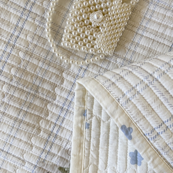 91家纺网 家纺一手货源 找家纺 舒居家纺 2025新款学生高温酵素砂洗双面全棉纯棉床盖 比利小熊