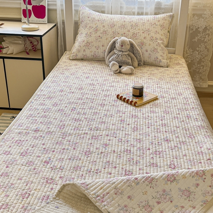 91家纺网 家纺一手货源 找家纺 舒居家纺 2025新款学生高温酵素砂洗双面全棉纯棉床盖 洛林--粉