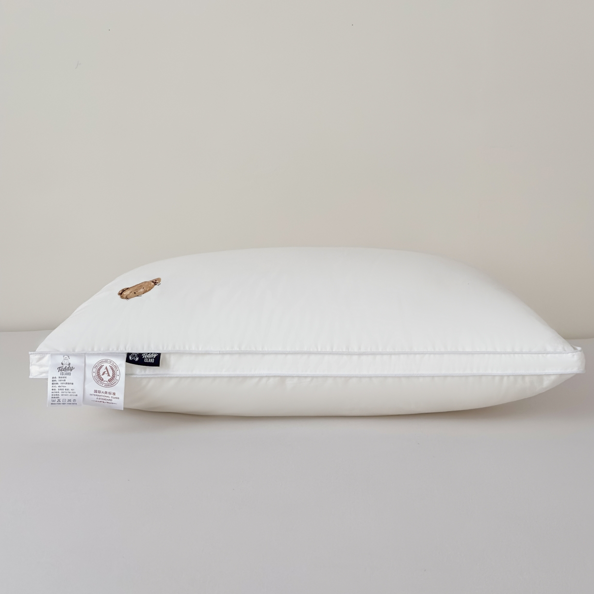 91家纺网 家纺一手货源 找家纺 （总）泰迪爱兰Teddy  2025新款全棉立体压边款3D 大片羽丝绒 枕芯