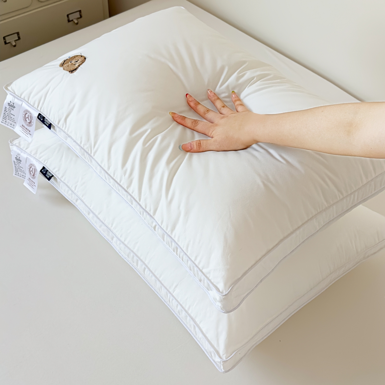 91家纺网 家纺一手货源 找家纺 （总）泰迪爱兰Teddy  2025新款全棉立体压边款3D 大片羽丝绒 枕芯