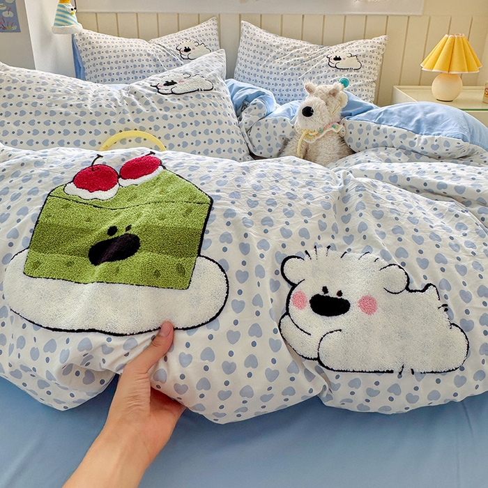 91家纺网 家纺一手货源 找家纺 罗亿家纺 2025新款110g高克重云朵棉直播热款毛巾绣四件套 抹茶蛋糕狗