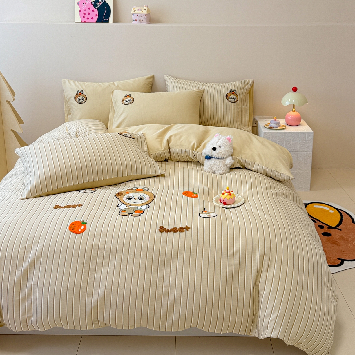 91家纺网 家纺一手货源 找家纺 呗旺鹿 2025新款全棉大眼娃娃毛巾绣四件套 卡皮巴拉大眼娃娃