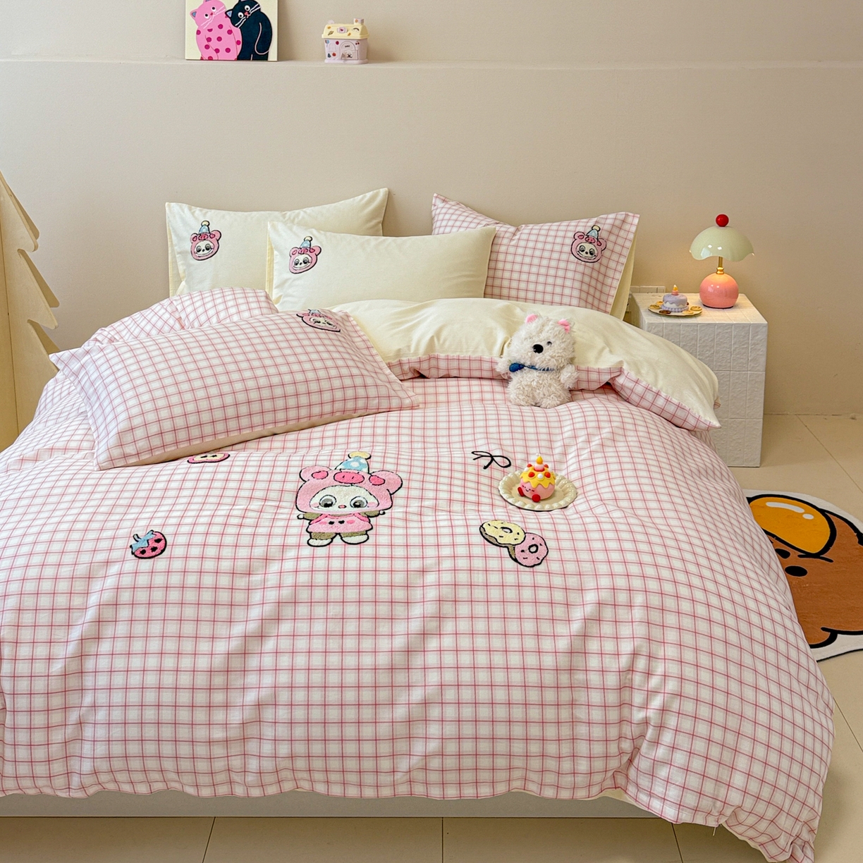 91家纺网 家纺一手货源 找家纺 （总）呗旺鹿 2025新款全棉大眼娃娃毛巾绣四件套