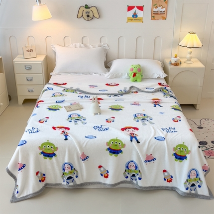 91家纺网 家纺一手货源 找家纺 （总）兄弟坊 2025新款正版授权卡通牛奶绒双面印花毛毯 午睡毯