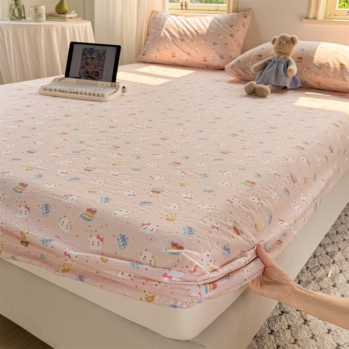 91家纺网 家纺一手货源 找家纺 多品家纺 2025新款超柔云感双层纱水洗棉单品床笠 布丁猫