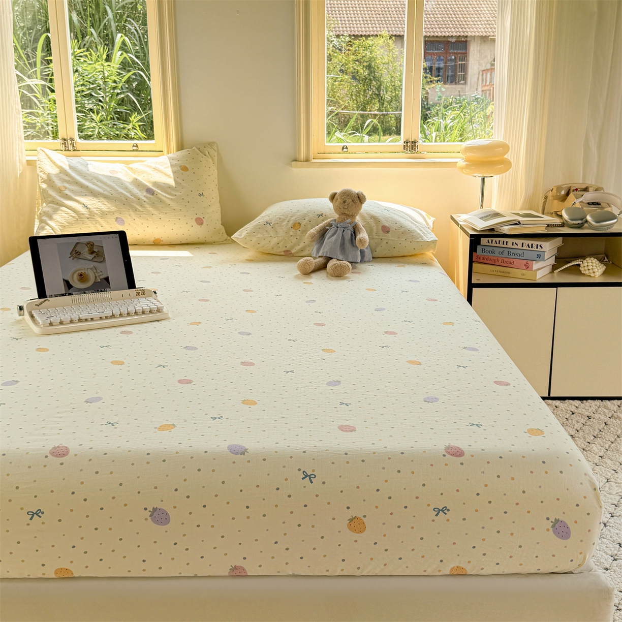 91家纺网 家纺一手货源 找家纺 多品家纺 2025新款超柔云感双层纱水洗棉单品床笠 五彩草莓