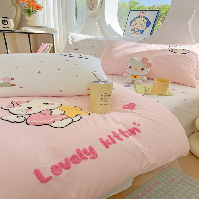 91家纺网 家纺一手货源 找家纺 罗亿家纺 2025新款110g高克重云朵棉直播热款毛巾绣四件套 星星粉kt