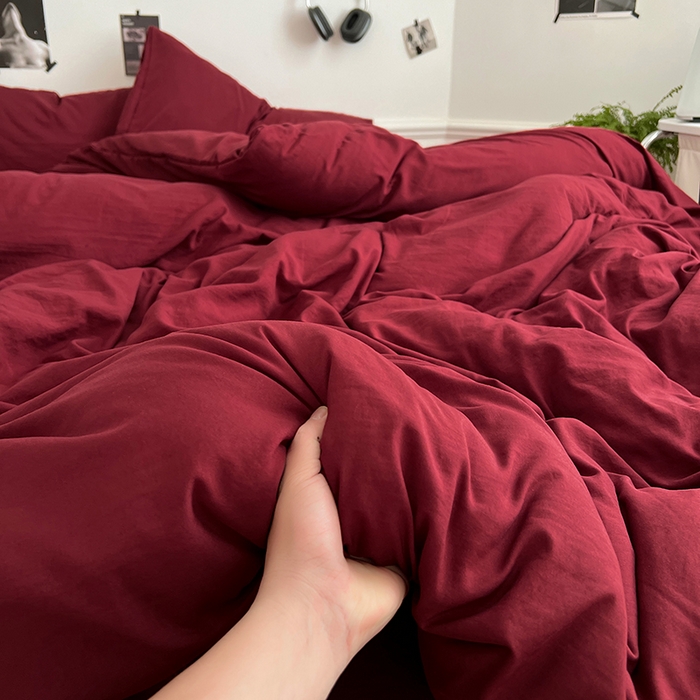 91家纺网 家纺一手货源 找家纺 思诺羽床笠 2025新款水洗棉四件套 胭脂红