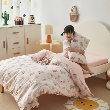 91家纺网 家纺一手货源 找家纺 （总）荷马之梦 2025新款梦境系列—全棉40s数码印花原创手绘小版儿童幼儿园套件