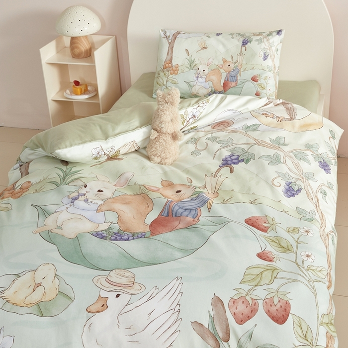 91家纺网 家纺一手货源 找家纺 荷马之梦 2025新款梦境系列—全棉40s数码印花原创手绘大版定位儿童幼儿园套件 葡萄河畔