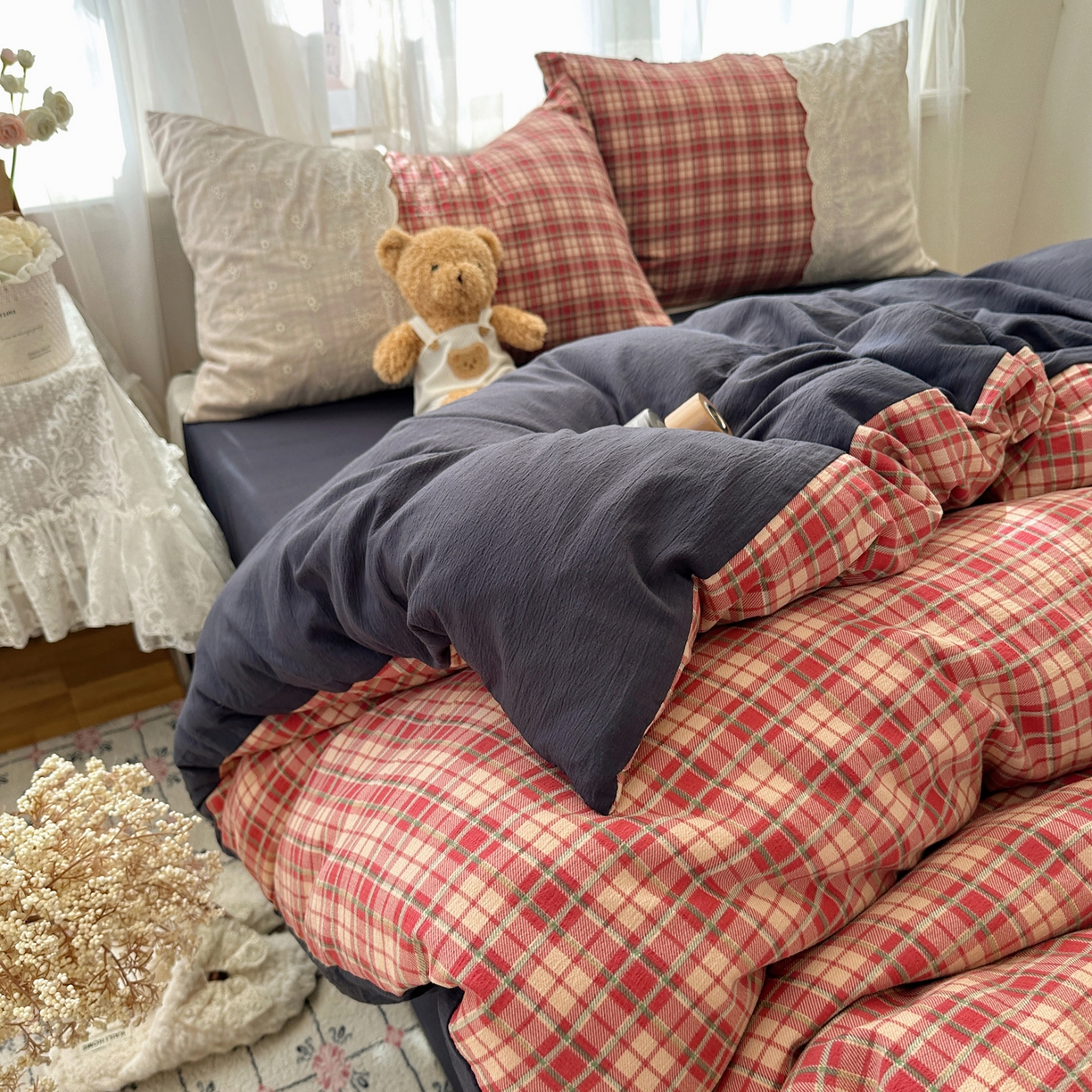 91家纺网 家纺一手货源 找家纺 （总）顾里家纺 2025新款韩系ins复古蕾丝格纹套件四件套