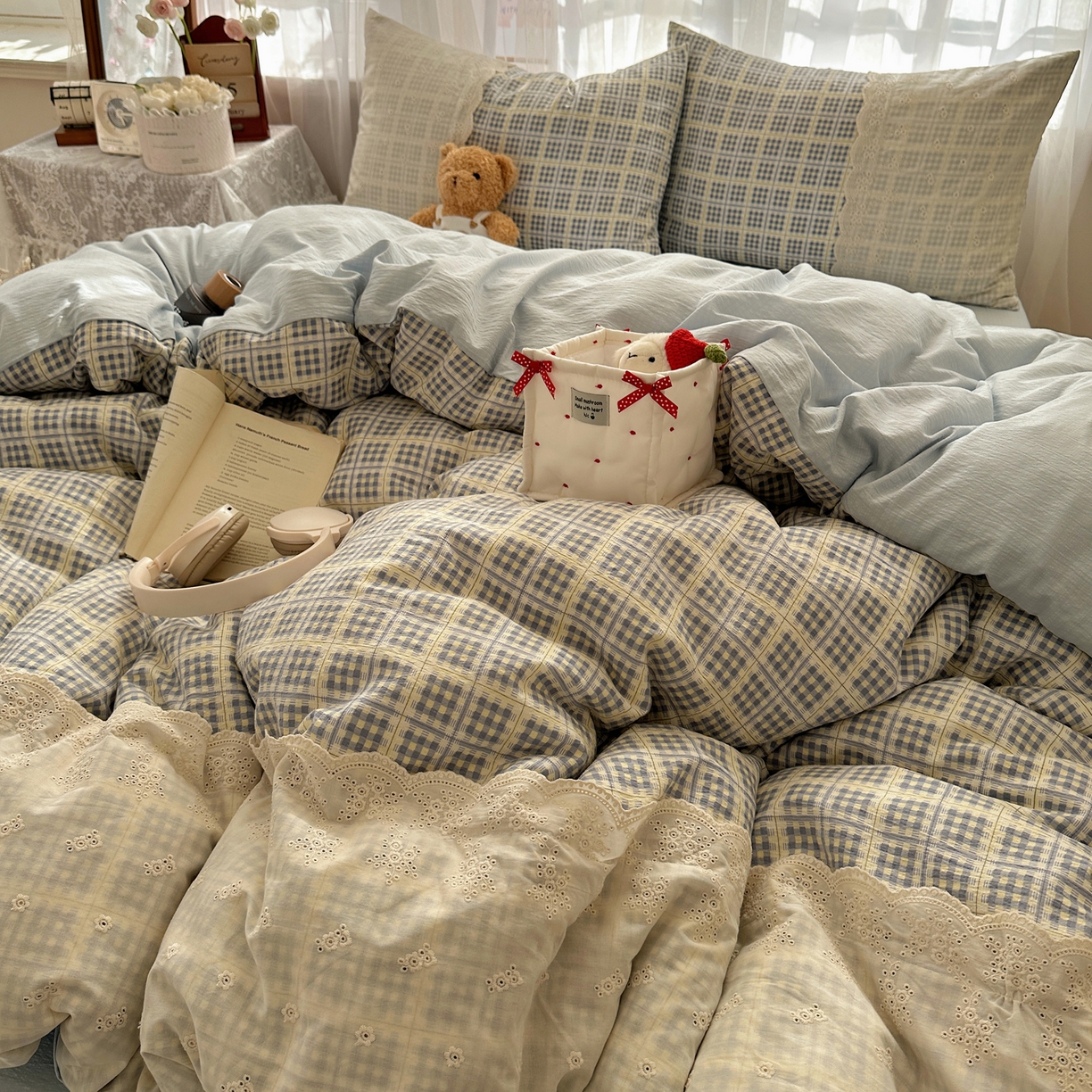 91家纺网 家纺一手货源 找家纺 顾里家纺 2025新款韩系ins复古蕾丝格纹套件四件套 甜昔美梦