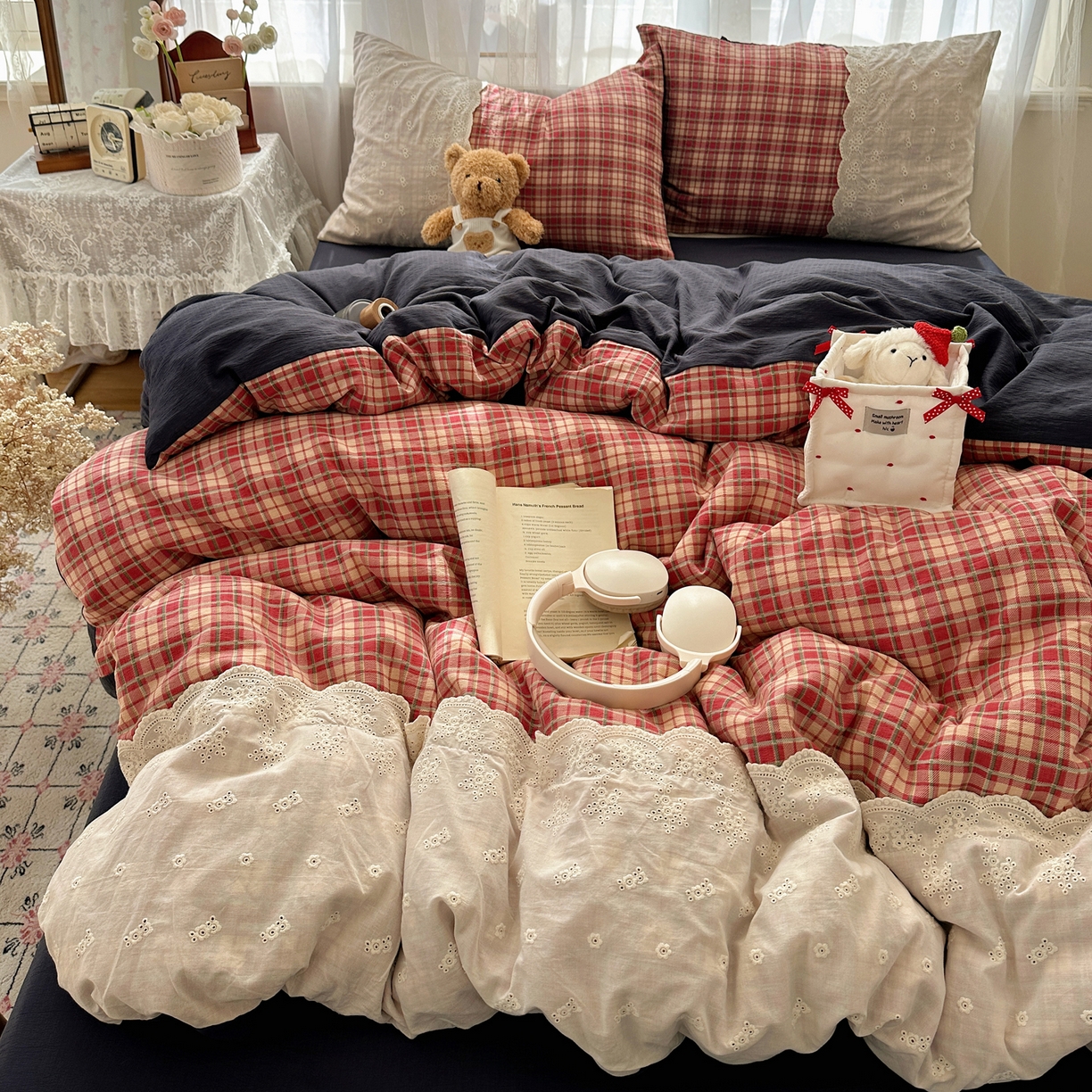 91家纺网 家纺一手货源 找家纺 （总）顾里家纺 2025新款韩系ins复古蕾丝格纹套件四件套