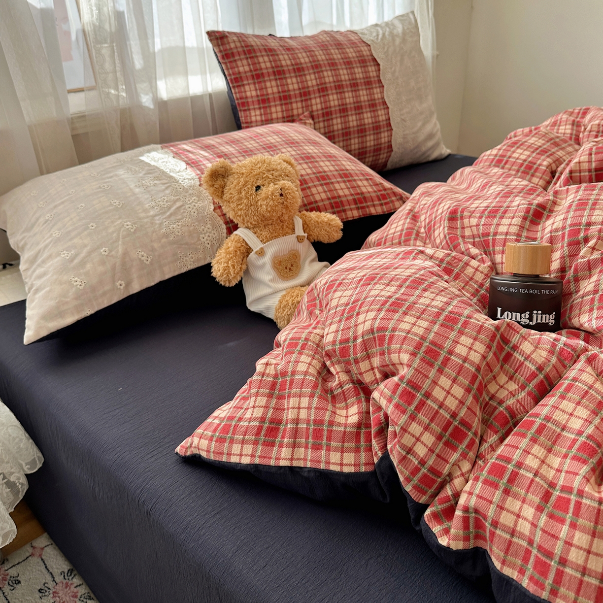 91家纺网 家纺一手货源 找家纺 （总）顾里家纺 2025新款韩系ins复古蕾丝格纹套件四件套