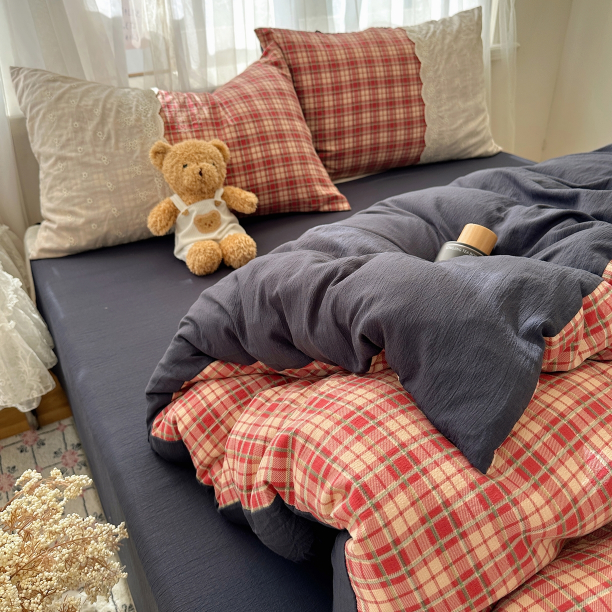 91家纺网 家纺一手货源 找家纺 （总）顾里家纺 2025新款韩系ins复古蕾丝格纹套件四件套