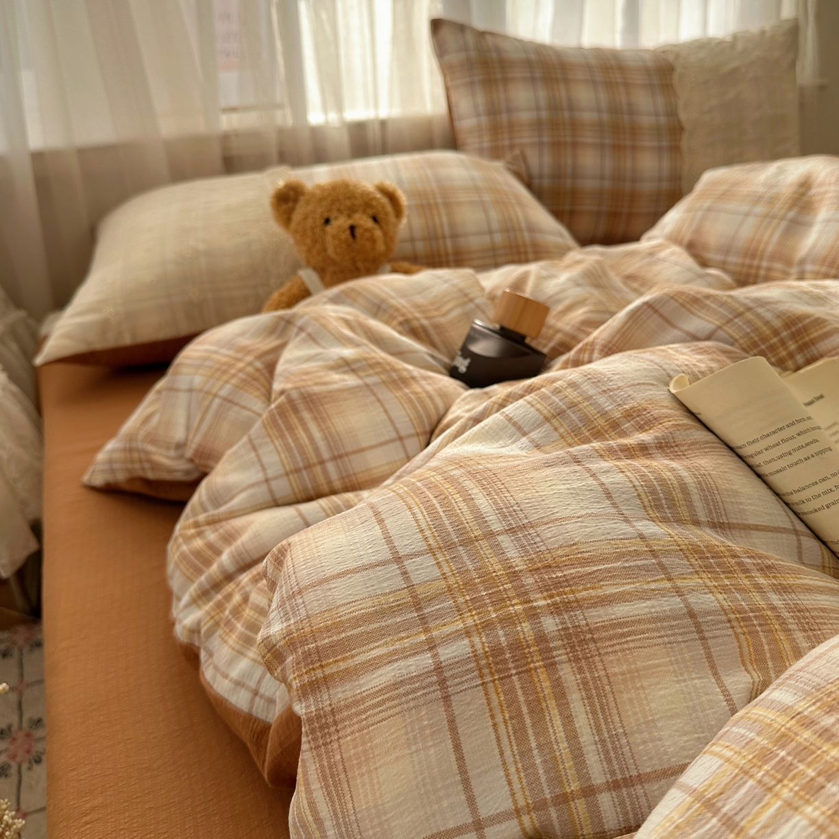 91家纺网 家纺一手货源 找家纺 顾里家纺 2025新款韩系ins复古蕾丝格纹套件四件套 安吉小姐