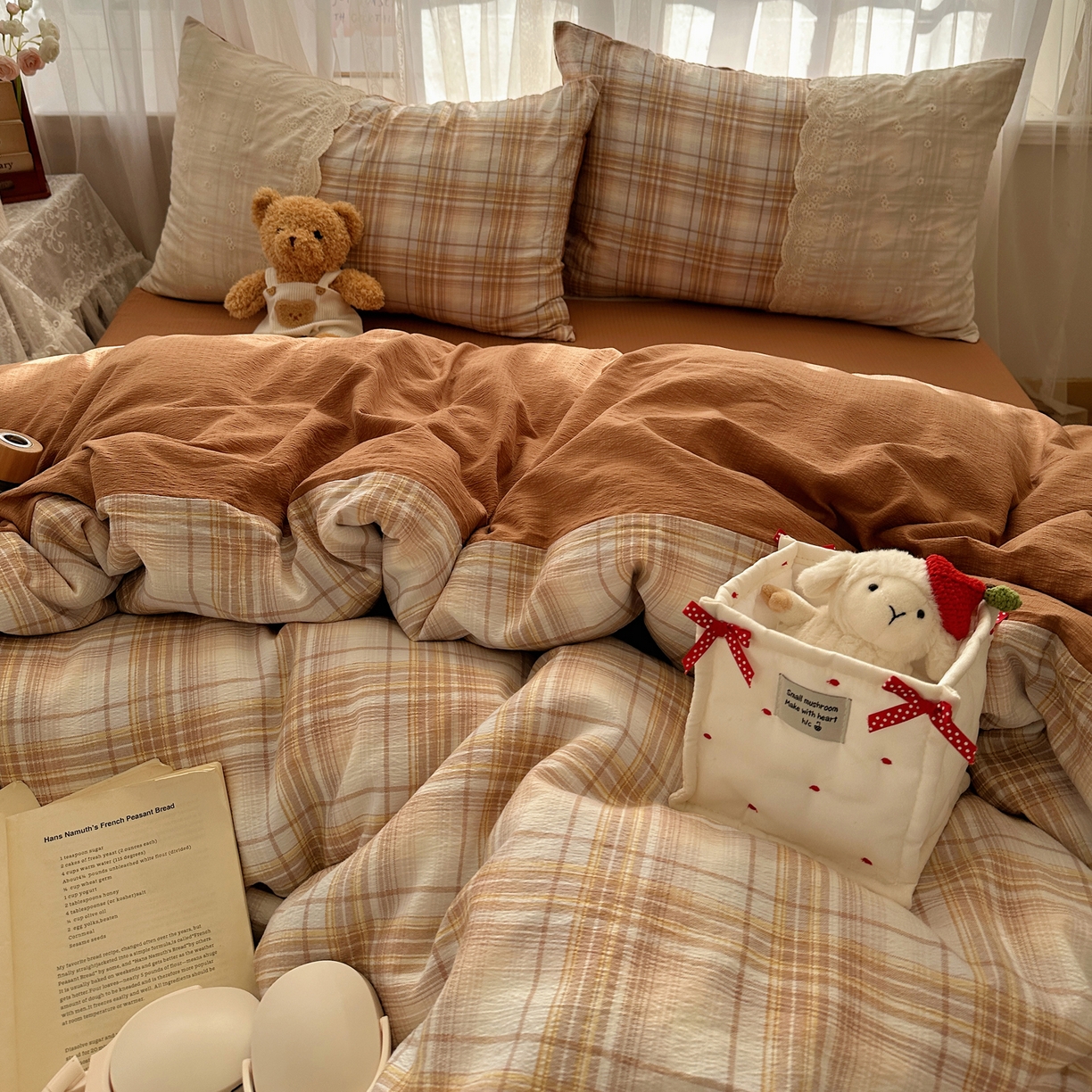 91家纺网 家纺一手货源 找家纺 顾里家纺 2025新款韩系ins复古蕾丝格纹套件四件套 安吉小姐