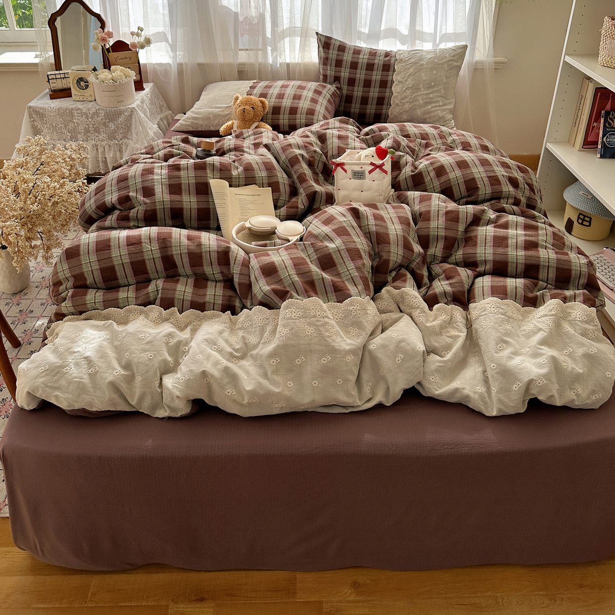 91家纺网 家纺一手货源 找家纺 顾里家纺 2025新款韩系ins复古蕾丝格纹套件四件套 星河漫野