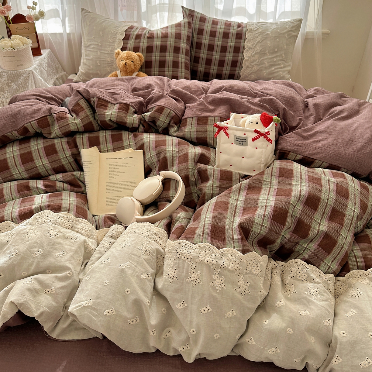 91家纺网 家纺一手货源 找家纺 顾里家纺 2025新款韩系ins复古蕾丝格纹套件四件套 星河漫野