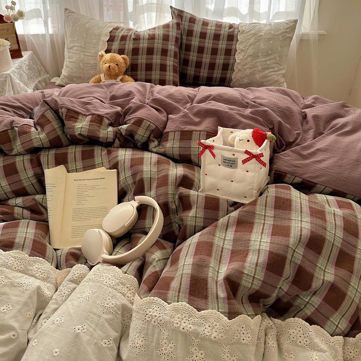 91家纺网 家纺一手货源 找家纺 顾里家纺 2025新款韩系ins复古蕾丝格纹套件四件套 星河漫野