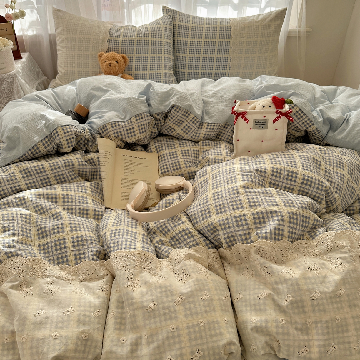 91家纺网 家纺一手货源 找家纺 顾里家纺 2025新款韩系ins复古蕾丝格纹套件四件套 甜昔美梦