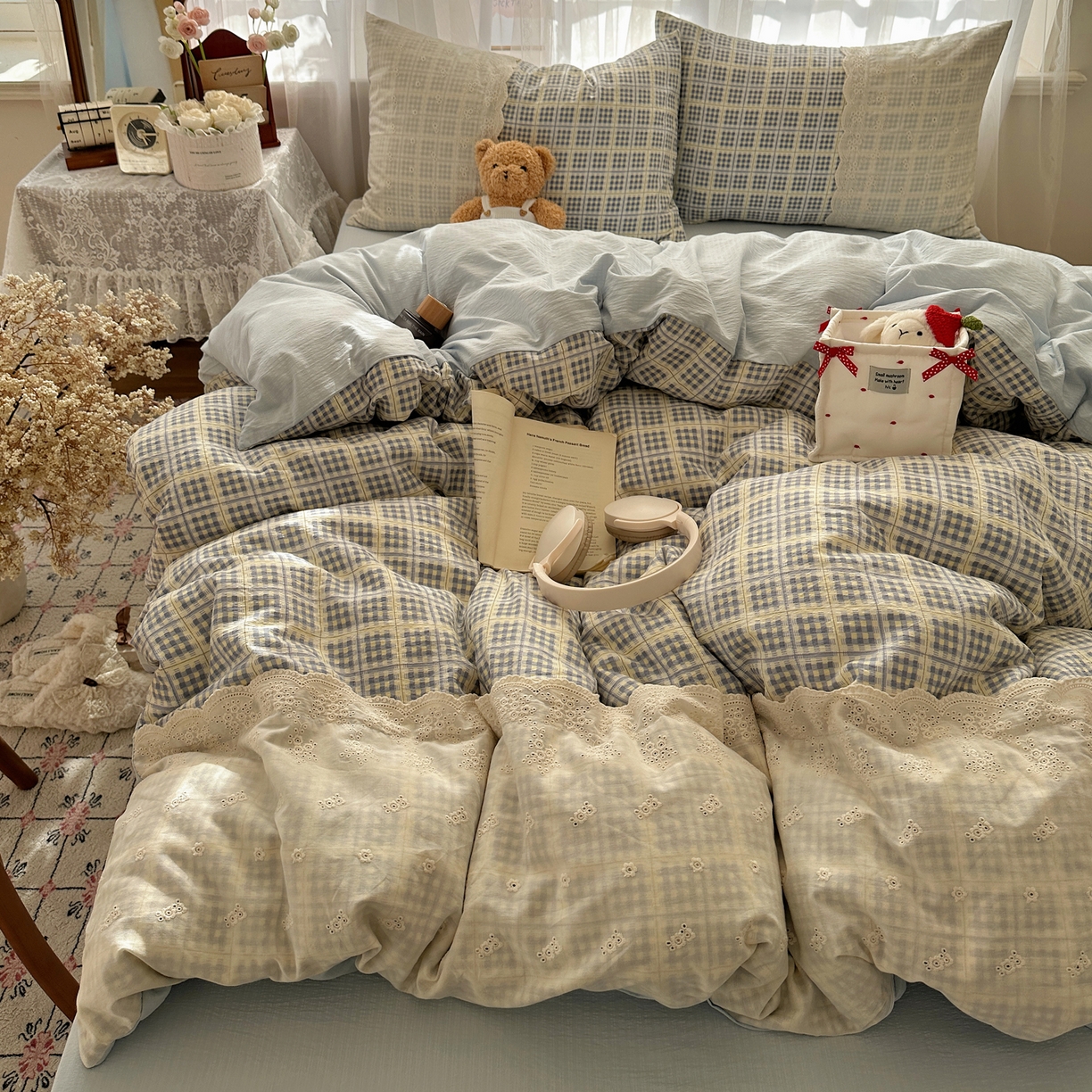 91家纺网 家纺一手货源 找家纺 顾里家纺 2025新款韩系ins复古蕾丝格纹套件四件套 甜昔美梦