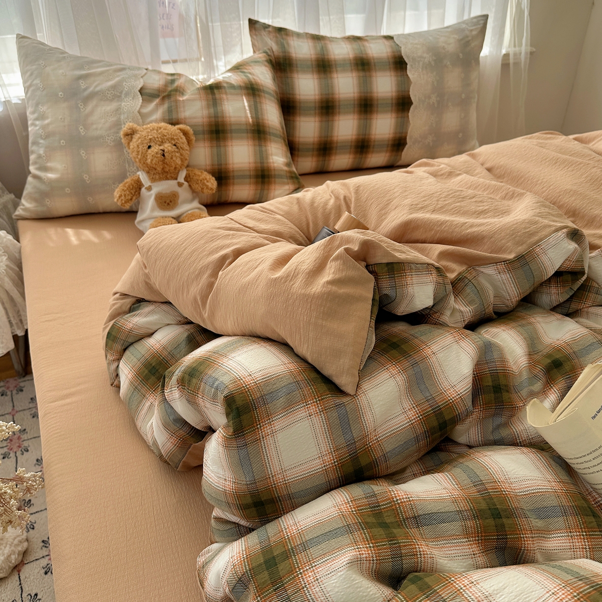 91家纺网 家纺一手货源 找家纺 顾里家纺 2025新款韩系ins复古蕾丝格纹套件四件套 梅果松饼