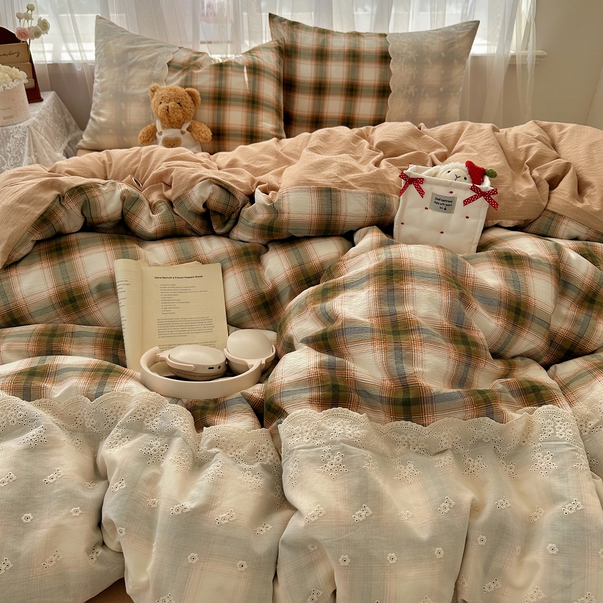 91家纺网 家纺一手货源 找家纺 顾里家纺 2025新款韩系ins复古蕾丝格纹套件四件套 梅果松饼