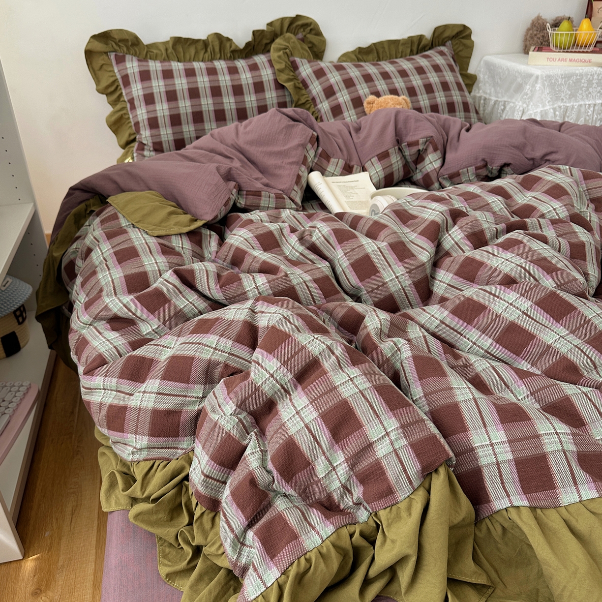 91家纺网 家纺一手货源 找家纺 顾里家纺 2025新款韩系ins复古大花边格纹套件四件套 星河漫野