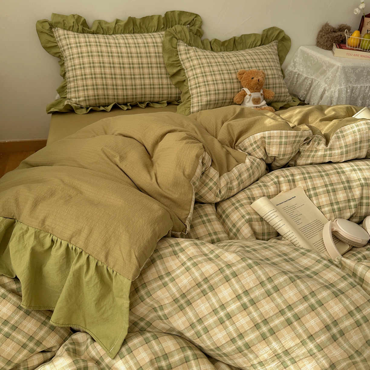 91家纺网 家纺一手货源 找家纺 顾里家纺 2025新款韩系ins复古大花边格纹套件四件套 浅草奶盖