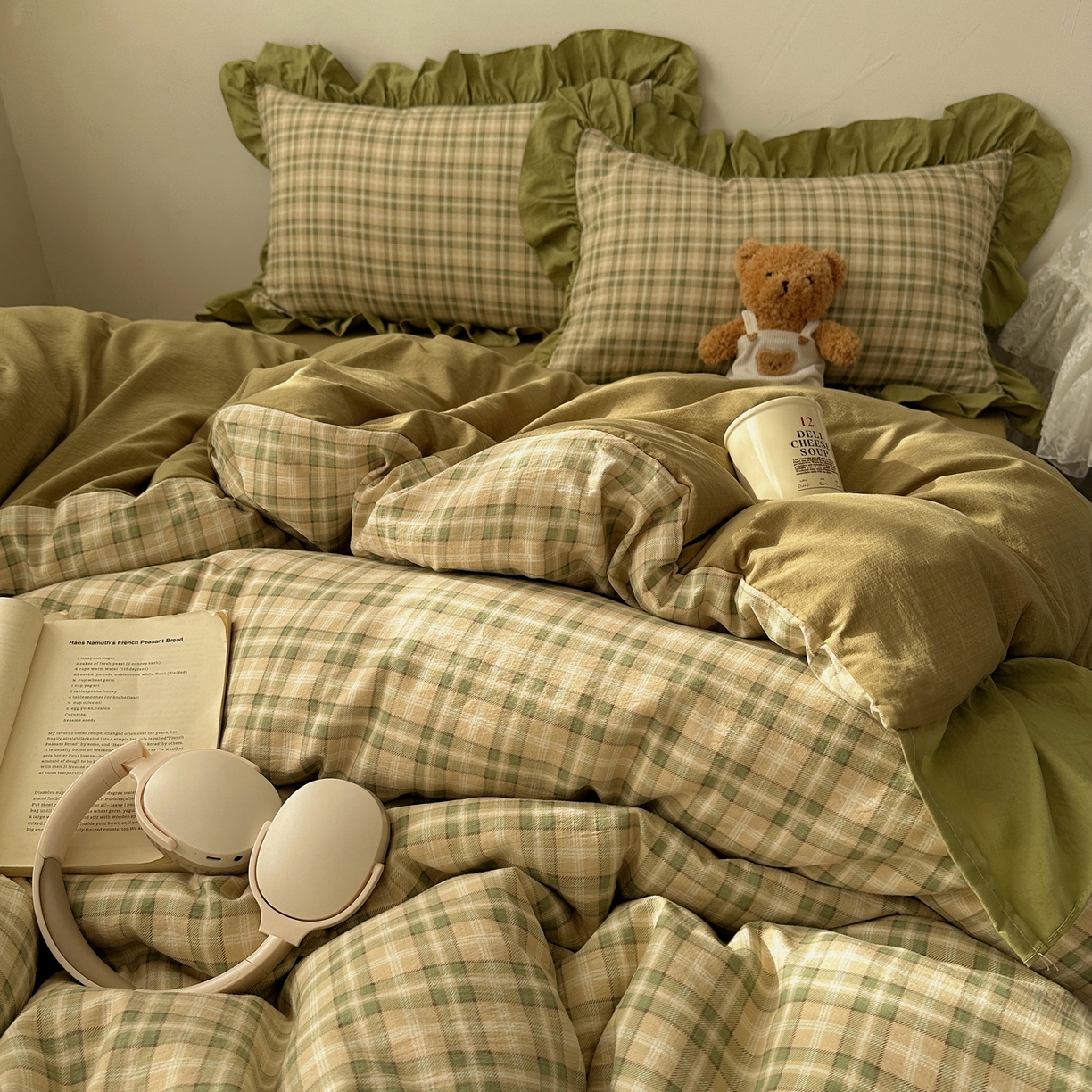 91家纺网 家纺一手货源 找家纺 顾里家纺 2025新款韩系ins复古大花边格纹套件四件套 浅草奶盖