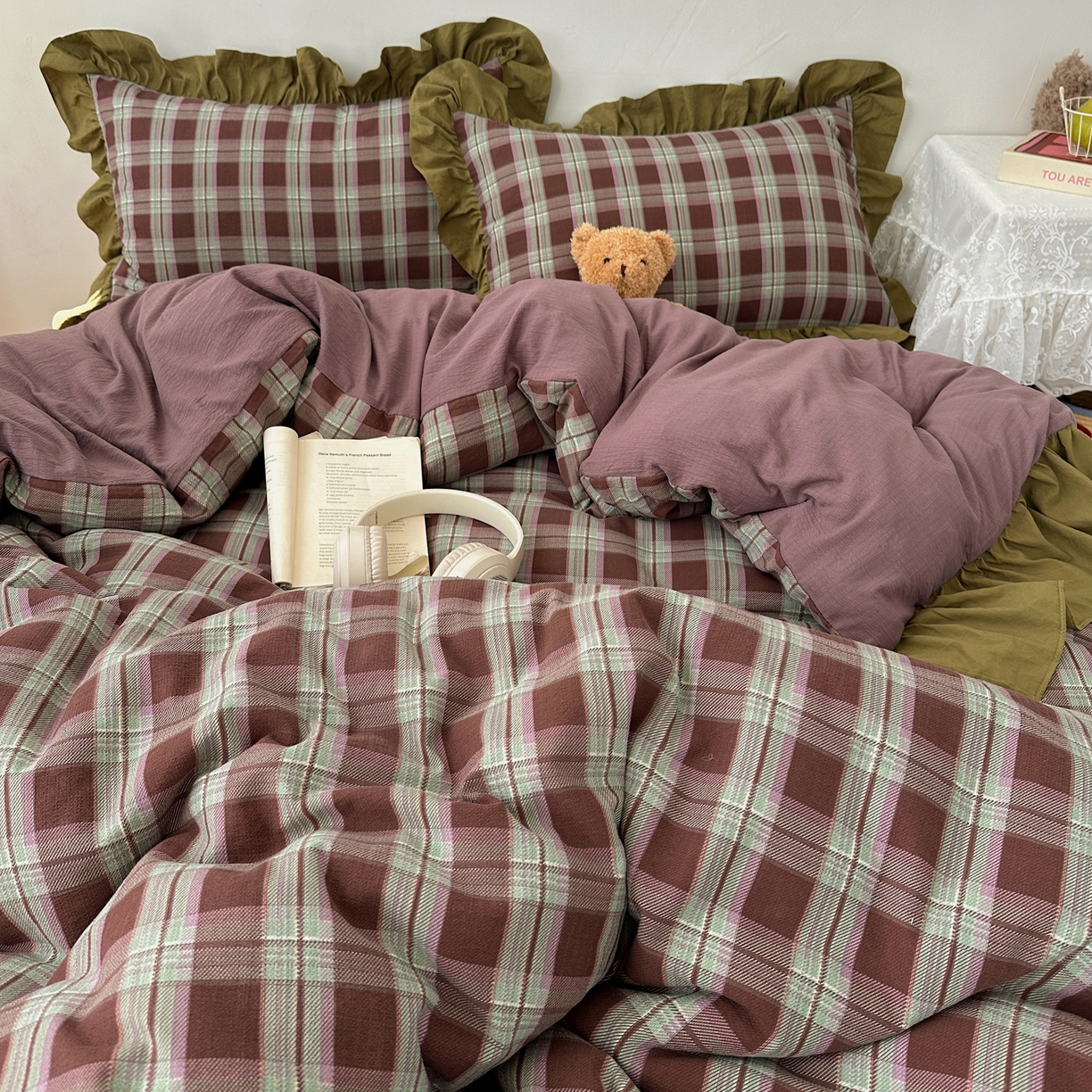 91家纺网 家纺一手货源 找家纺 顾里家纺 2025新款韩系ins复古大花边格纹套件四件套 星河漫野