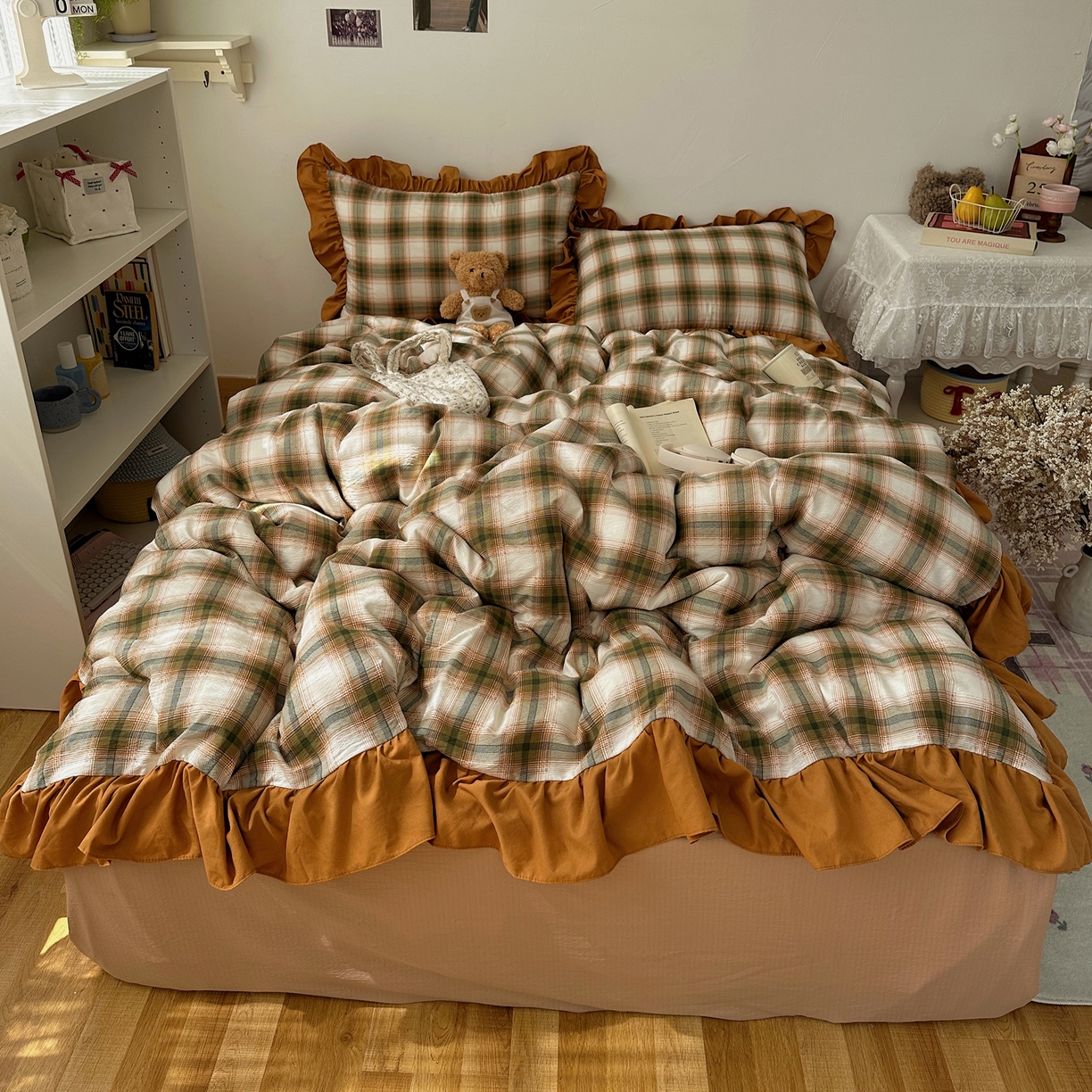 91家纺网 家纺一手货源 找家纺 顾里家纺 2025新款韩系ins复古大花边格纹套件四件套 梅果松饼