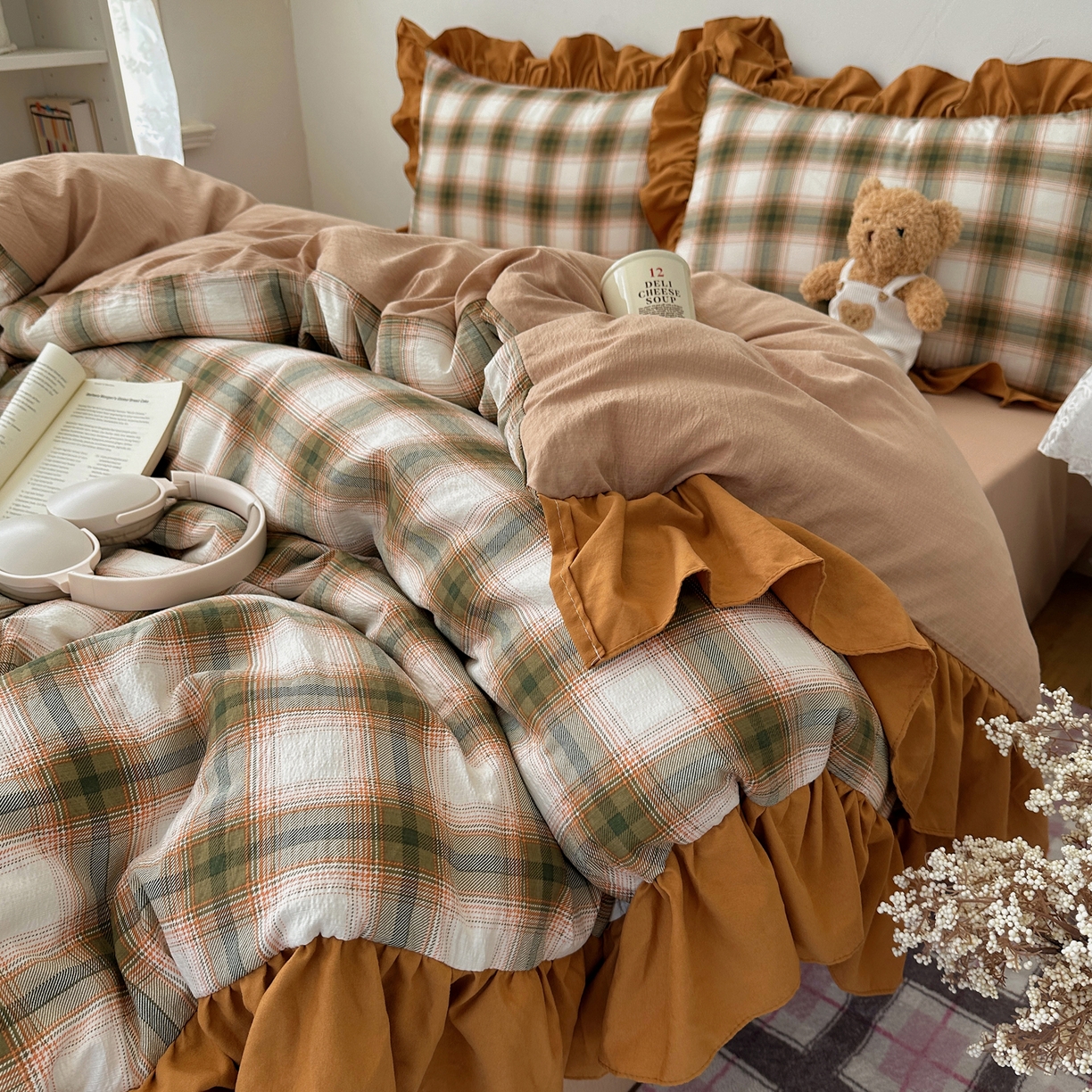 91家纺网 家纺一手货源 找家纺 顾里家纺 2025新款韩系ins复古大花边格纹套件四件套 梅果松饼