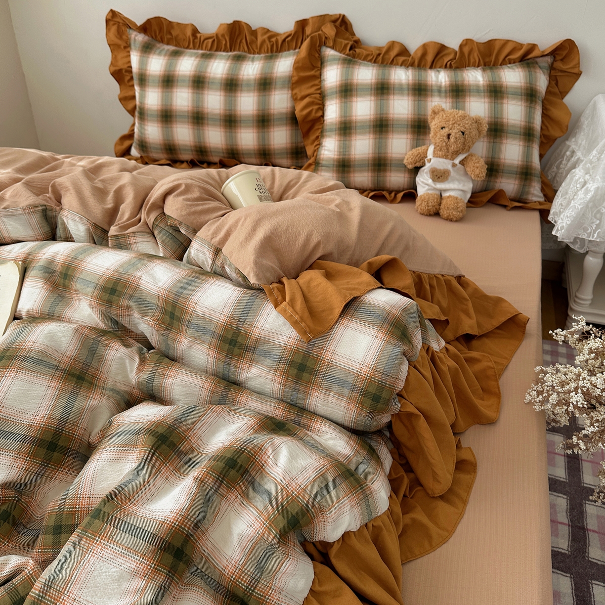 91家纺网 家纺一手货源 找家纺 顾里家纺 2025新款韩系ins复古大花边格纹套件四件套 梅果松饼