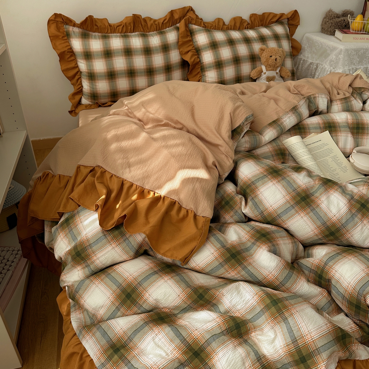 91家纺网 家纺一手货源 找家纺 顾里家纺 2025新款韩系ins复古大花边格纹套件四件套 梅果松饼