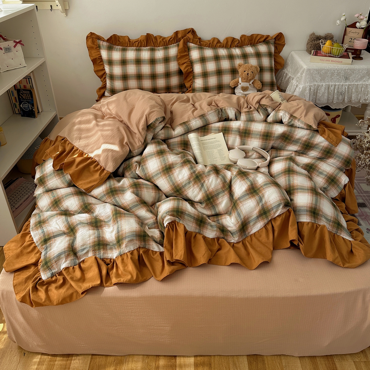 91家纺网 家纺一手货源 找家纺 顾里家纺 2025新款韩系ins复古大花边格纹套件四件套 梅果松饼