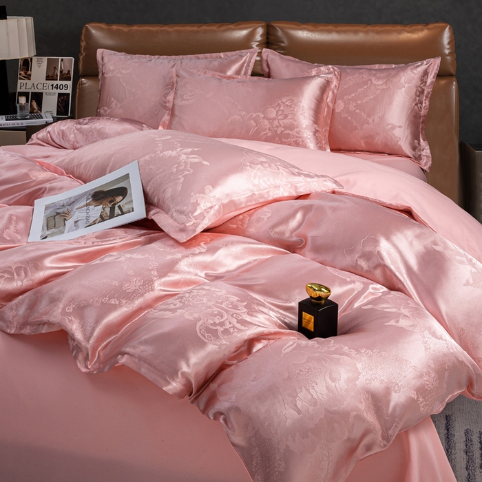 91家纺网 家纺一手货源 找家纺 红日子纺织品 2025新款简约贡缎提花四件套 花香娇媚