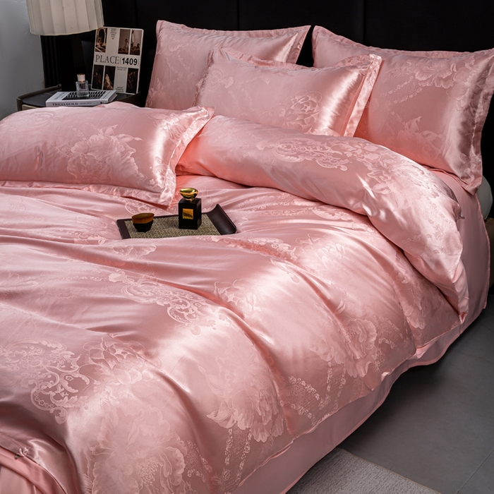 91家纺网 家纺一手货源 找家纺 红日子纺织品 2025新款简约贡缎提花四件套 花香娇媚