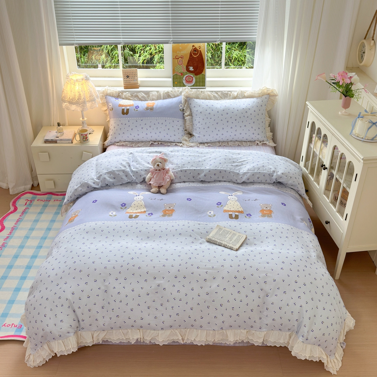 91家纺网 家纺一手货源 找家纺 淑女公社家纺 2025新款全棉双层纱四季款洛丽塔风格四件套 兔小姐和小熊紫