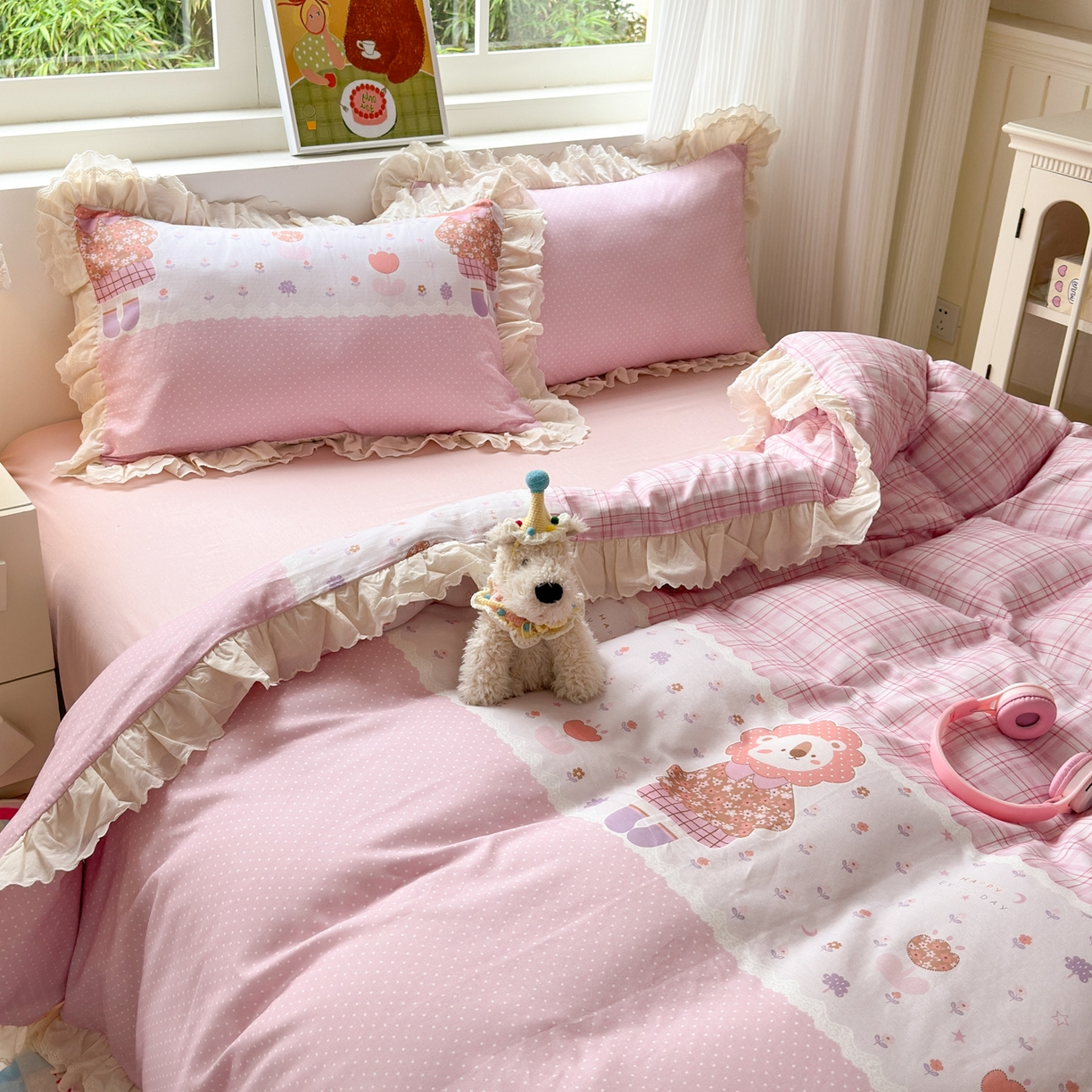 91家纺网 家纺一手货源 找家纺 淑女公社家纺 2025新款全棉双层纱四季款洛丽塔风格四件套 狮子小姐粉