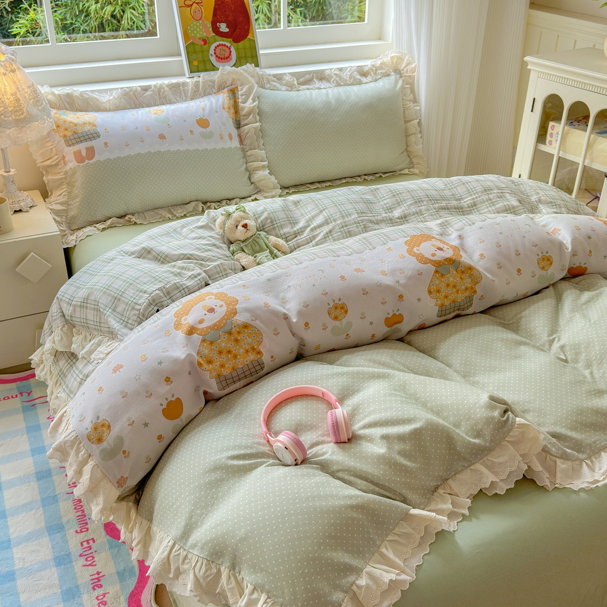 91家纺网 家纺一手货源 找家纺 淑女公社家纺 2025新款全棉双层纱四季款洛丽塔风格四件套 狮子小姐绿