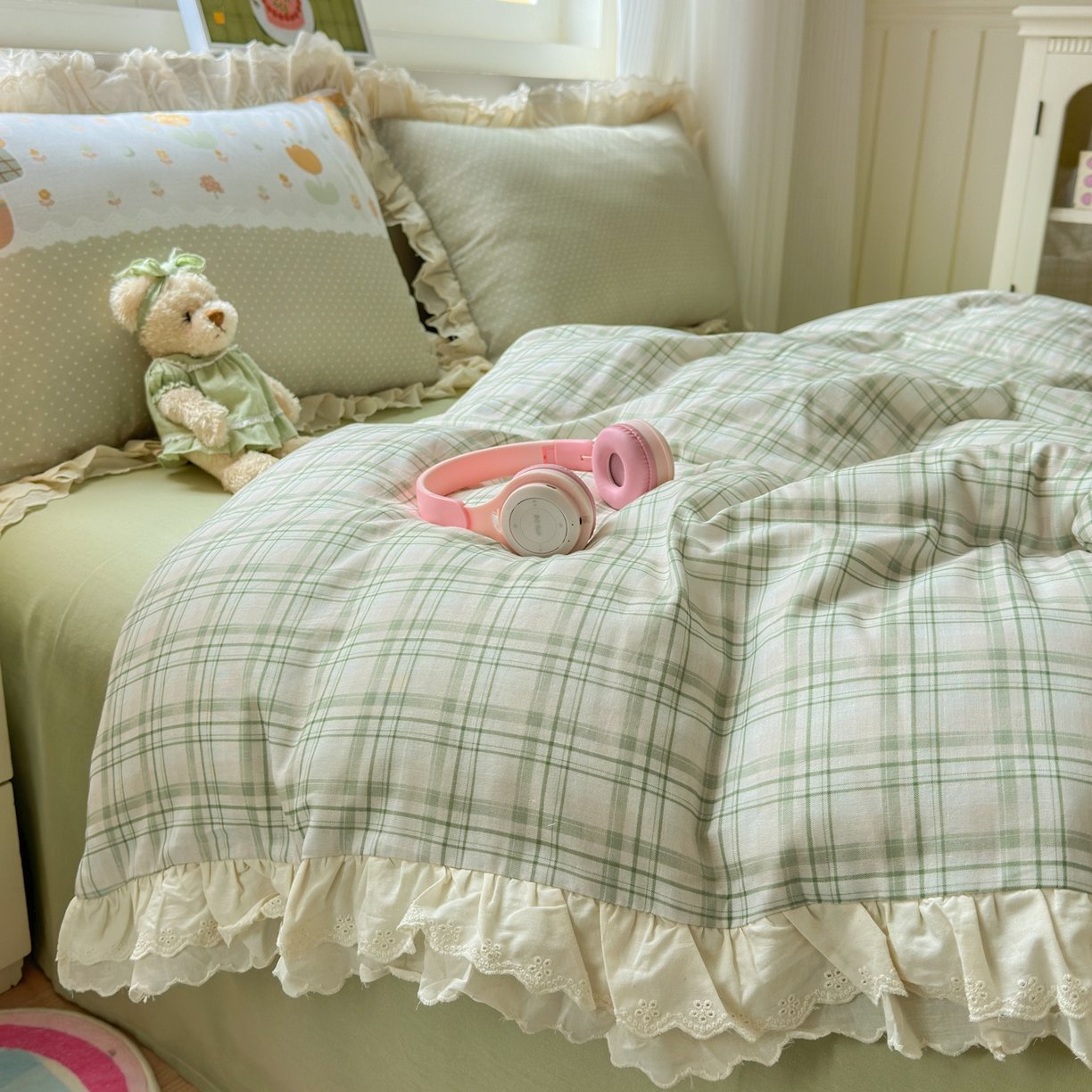 91家纺网 家纺一手货源 找家纺 淑女公社家纺 2025新款全棉双层纱四季款洛丽塔风格四件套 狮子小姐绿