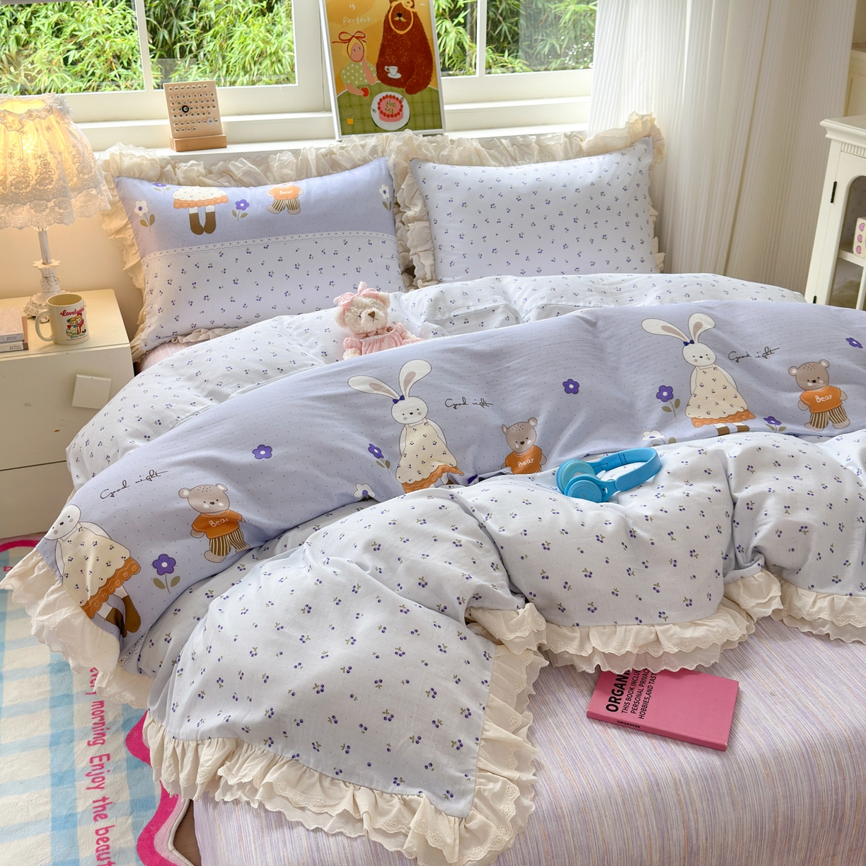 91家纺网 家纺一手货源 找家纺 淑女公社家纺 2025新款全棉双层纱四季款洛丽塔风格四件套 兔小姐和小熊紫