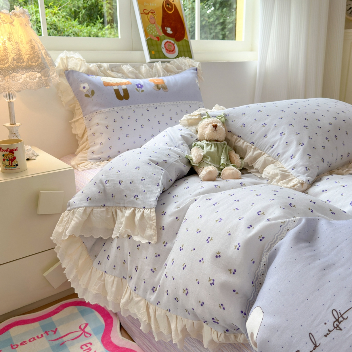 91家纺网 家纺一手货源 找家纺 淑女公社家纺 2025新款全棉双层纱四季款洛丽塔风格四件套 兔小姐和小熊紫
