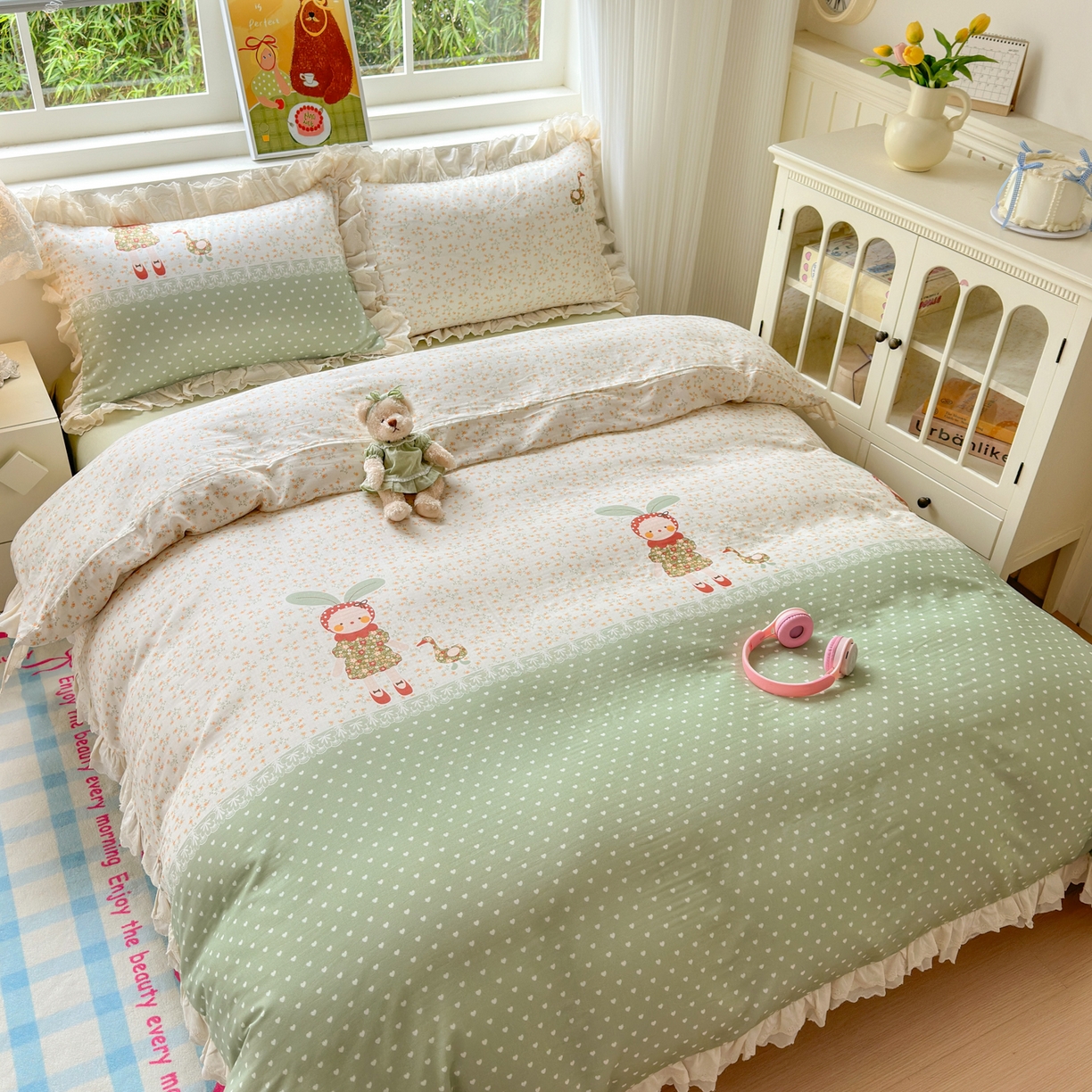 91家纺网 家纺一手货源 找家纺 淑女公社家纺 2025新款全棉双层纱四季款洛丽塔风格四件套 兔小姐和小鸭绿