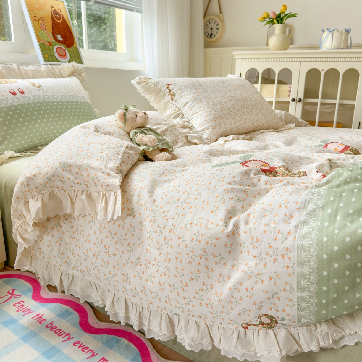 91家纺网 家纺一手货源 找家纺 淑女公社家纺 2025新款全棉双层纱四季款洛丽塔风格四件套 兔小姐和小鸭绿